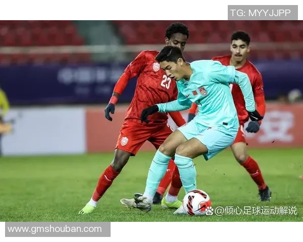 红鹰足球:激情与梦想交织的绿茵场上追逐荣耀的青春故事 红鹰足球:激情与梦想交织的绿茵场上追逐荣耀的青春故事